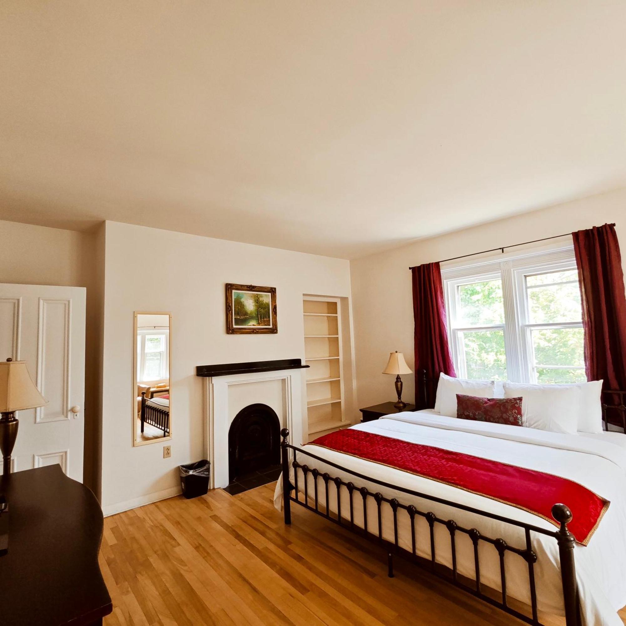 Bed and Breakfast Andy'S Blue House Charlottetown Exterior foto