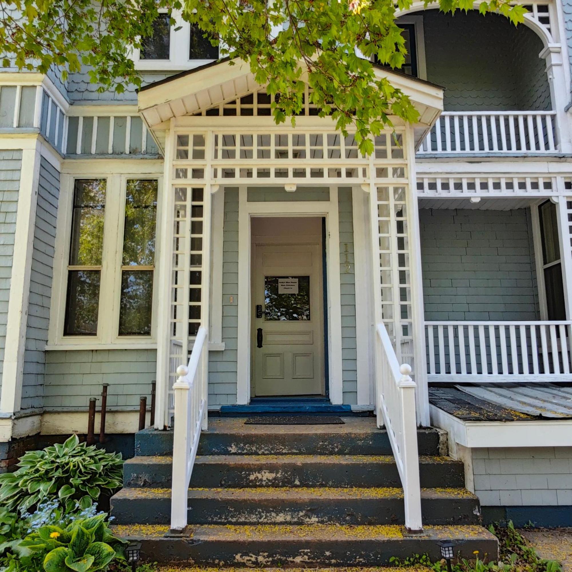 Bed and Breakfast Andy'S Blue House Charlottetown Exterior foto